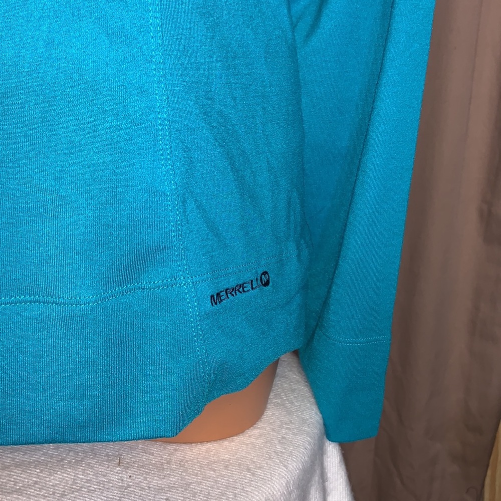Merrell Running Pullover Size Medium - image 2